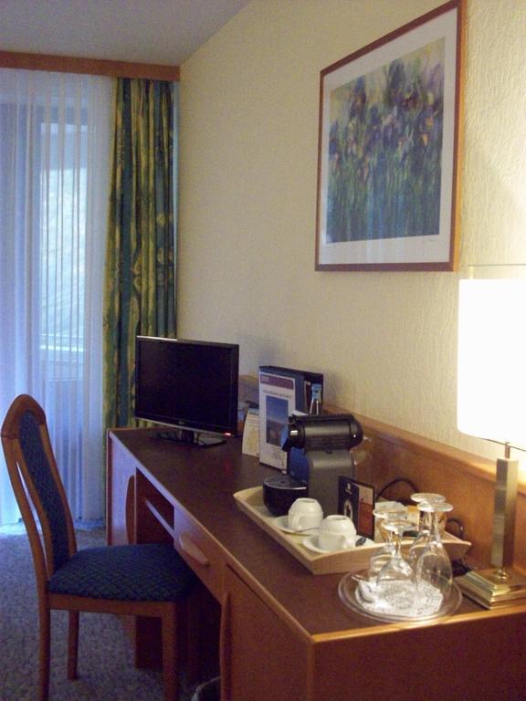 Balladins Superior Hotel Gutsmann باد برامشتيت الغرفة الصورة